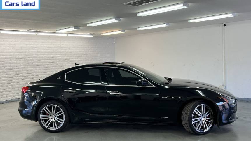 maserati ghibli red interior