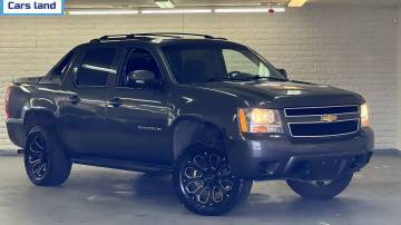 chevy avalanche model kit