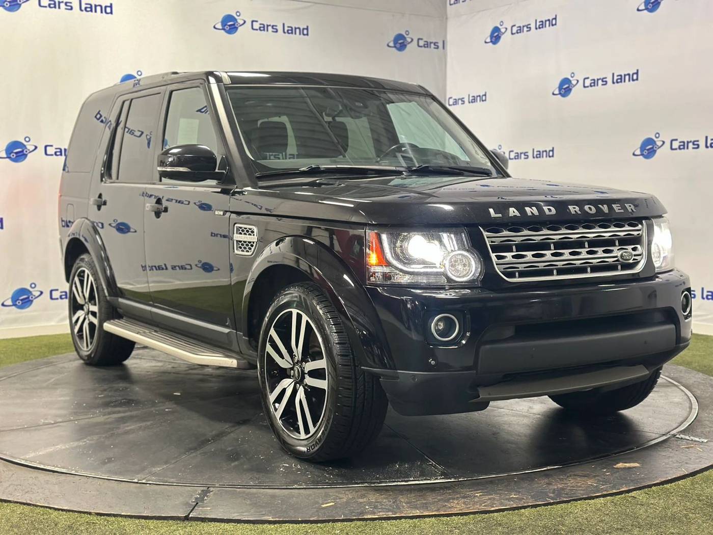 2015 Land Rover LR4 LUX