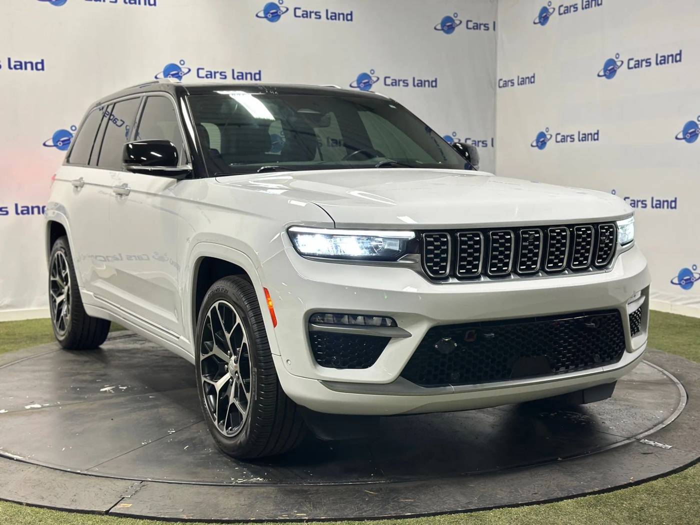 2022 Jeep Grand Cherokee Summit Reserve — SUV — 49,135 mi — Tempe, AZ