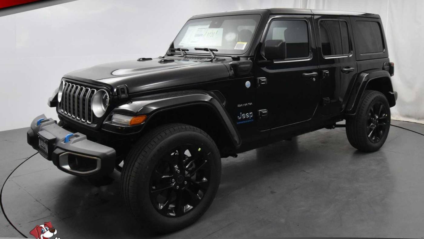 2024 Jeep Wrangler Sahara — SUV — 6,426 mi — Auburn, NY