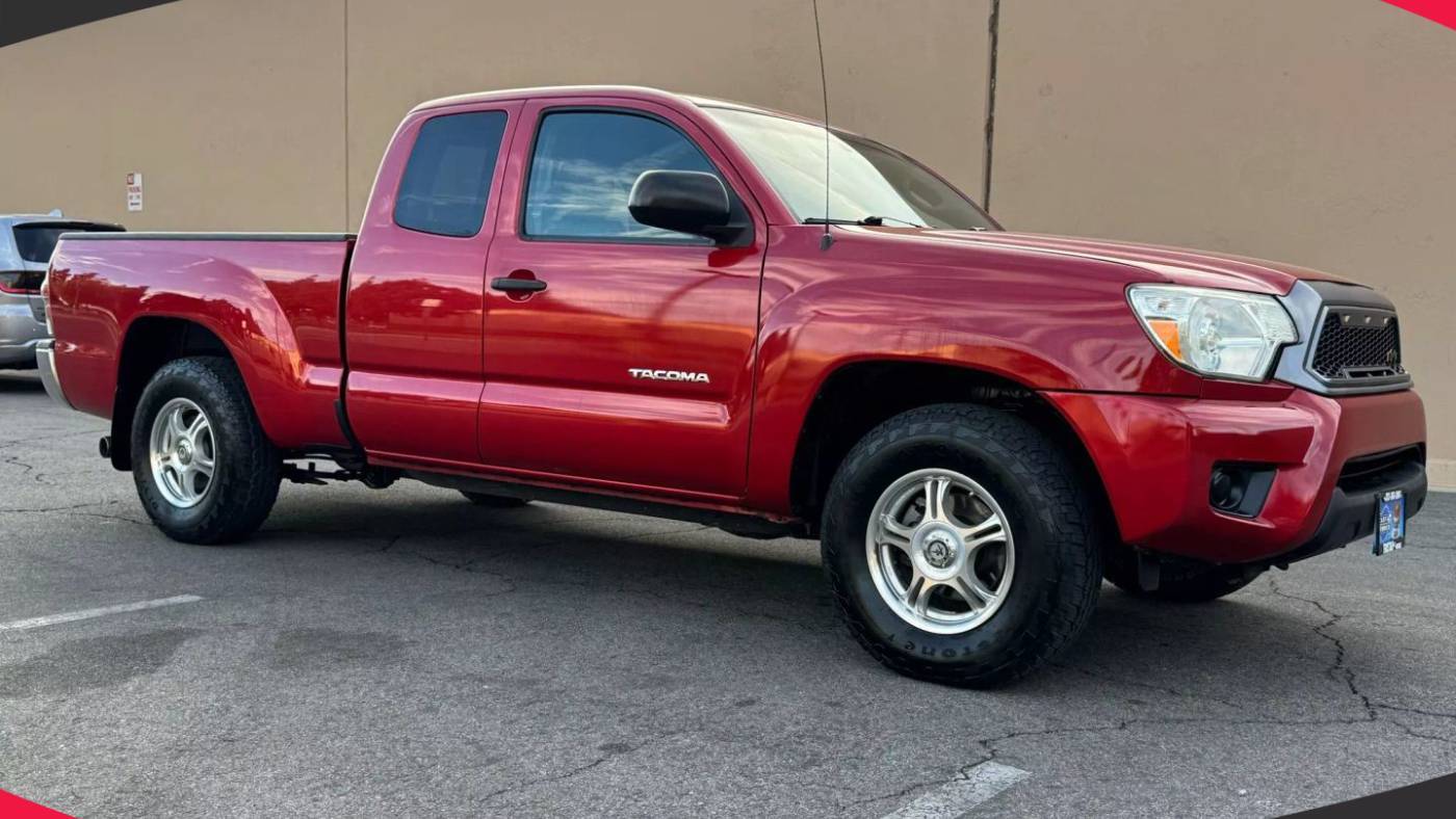2015 Toyota Tacoma Base — Pickup Truck — 65,603 mi — Bell, CA