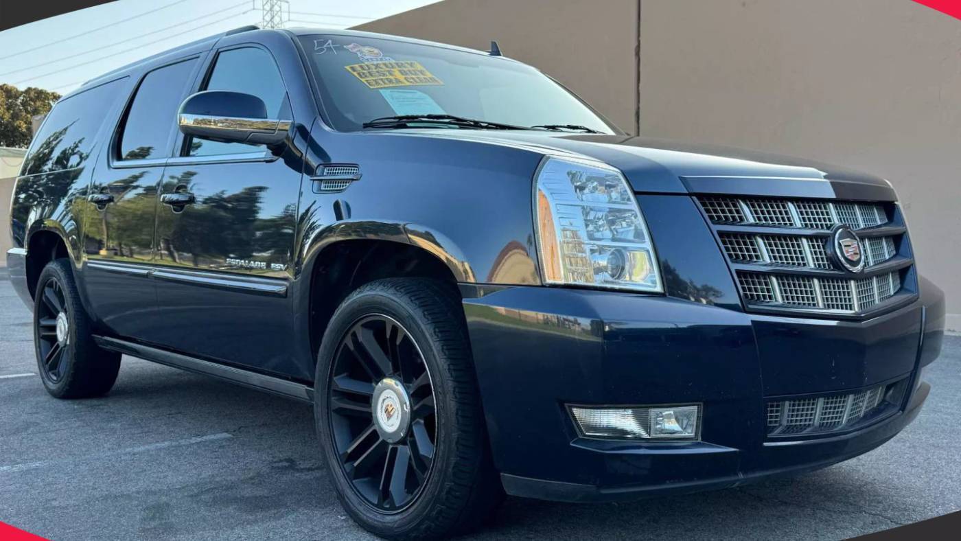 2013 Cadillac Escalade Premium — SUV — 136,422 mi — Bell, CA