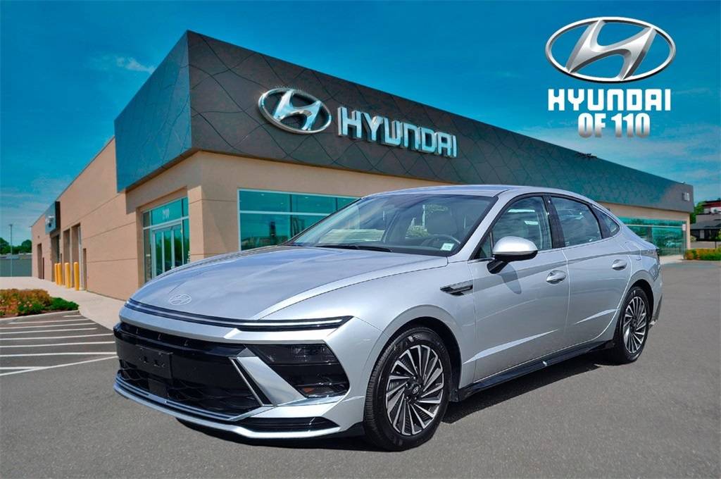 2024 Hyundai Sonata Hybrid SEL — Sedan — 4,445 mi — Farmingdale, NY
