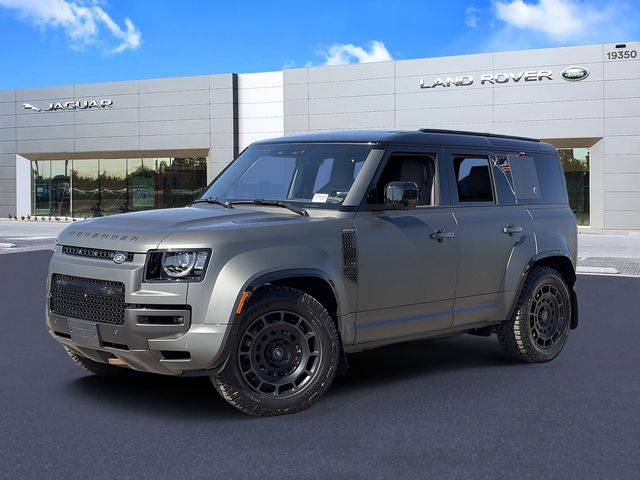 2025 Land Rover Defender OCTA