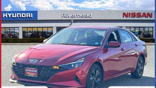 2022 Hyundai Elantra SEL — Sedan — 17,627 mi — Riverhead, NY