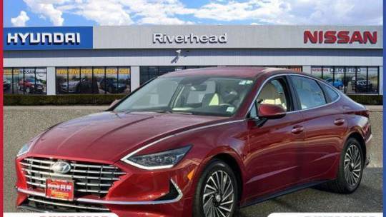 2023 Hyundai Sonata Hybrid SEL — Sedan — 4,980 mi — Riverhead, NY