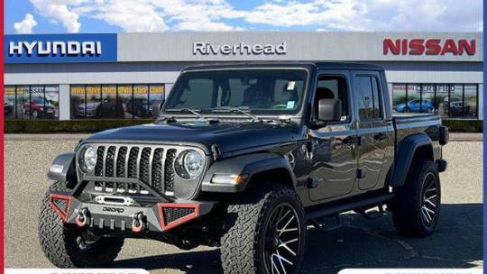 2020 Jeep Gladiator Sport — Pickup Truck — 44,741 mi — Riverhead, NY