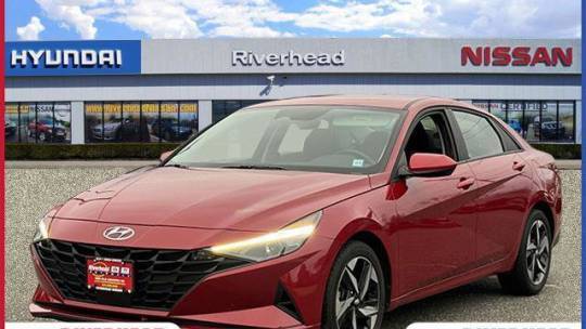2023 Hyundai Elantra SEL — Sedan — 22,797 mi — Riverhead, NY