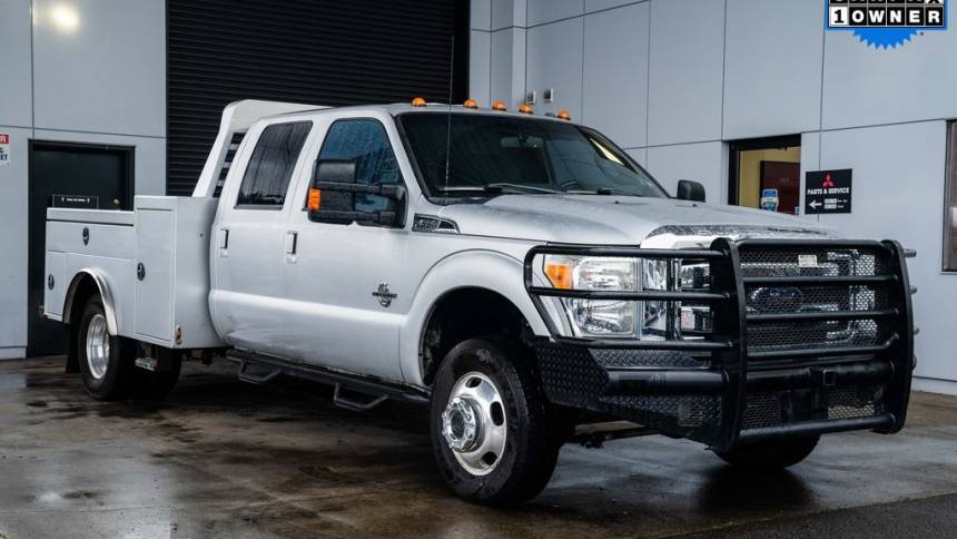 2015 Ford Super Duty F-350 Chassis Cab Lariat — Chassis Cab Truck — 94,612 mi — Milwaukie, OR