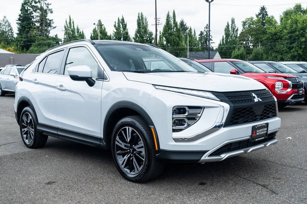 2025 Mitsubishi Eclipse Cross SE — SUV — 1,300 mi — Milwaukie, OR