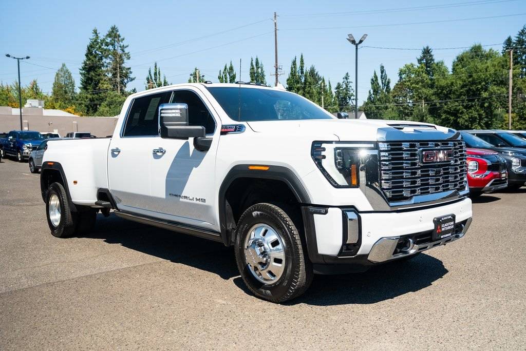 2025 GMC Sierra 3500HD Denali — Pickup Truck — 63,920 mi — Milwaukie, OR