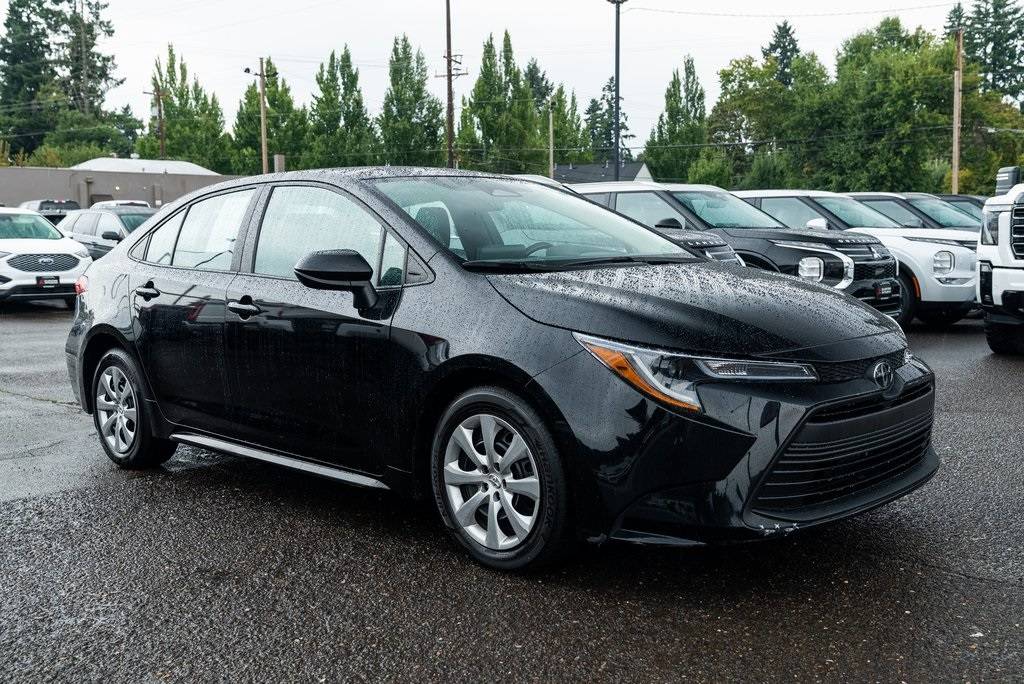 2024 Toyota Corolla LE — Sedan — 25,705 mi — Milwaukie, OR