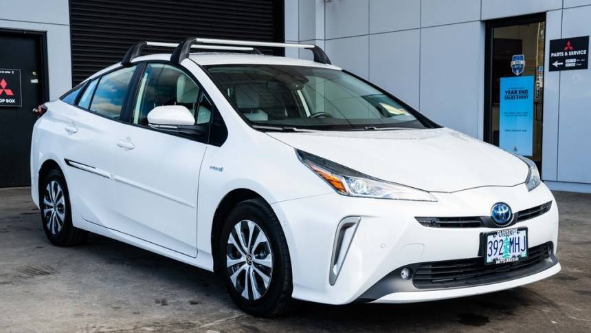 2022 Toyota Prius XLE — Hatchback — 31,349 mi — Milwaukie, OR