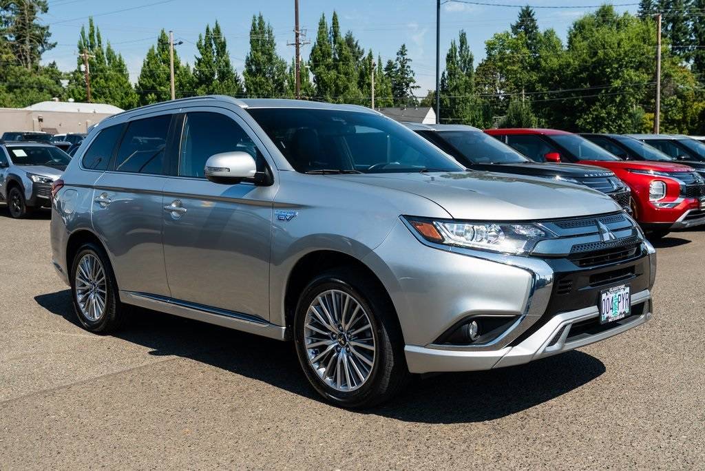 2022 Mitsubishi Outlander Plug-in Hybrid SEL — SUV — 82,436 mi — Milwaukie, OR