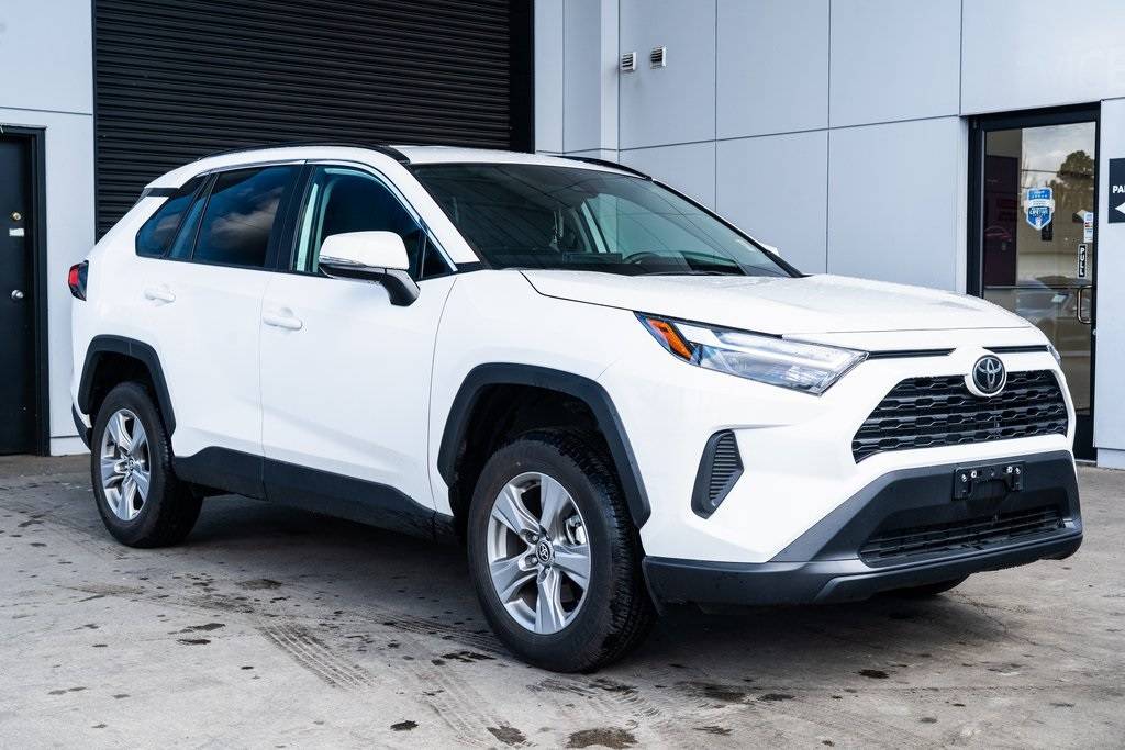 2024 Toyota RAV4 XLE — SUV — 3,620 mi — Milwaukie, OR