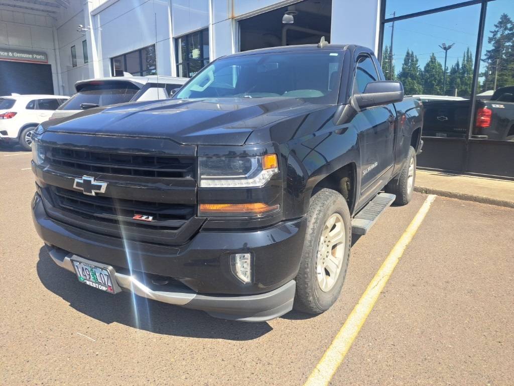 2017 Chevrolet Silverado 1500 LT — Pickup Truck — 31,074 mi — Milwaukie, OR