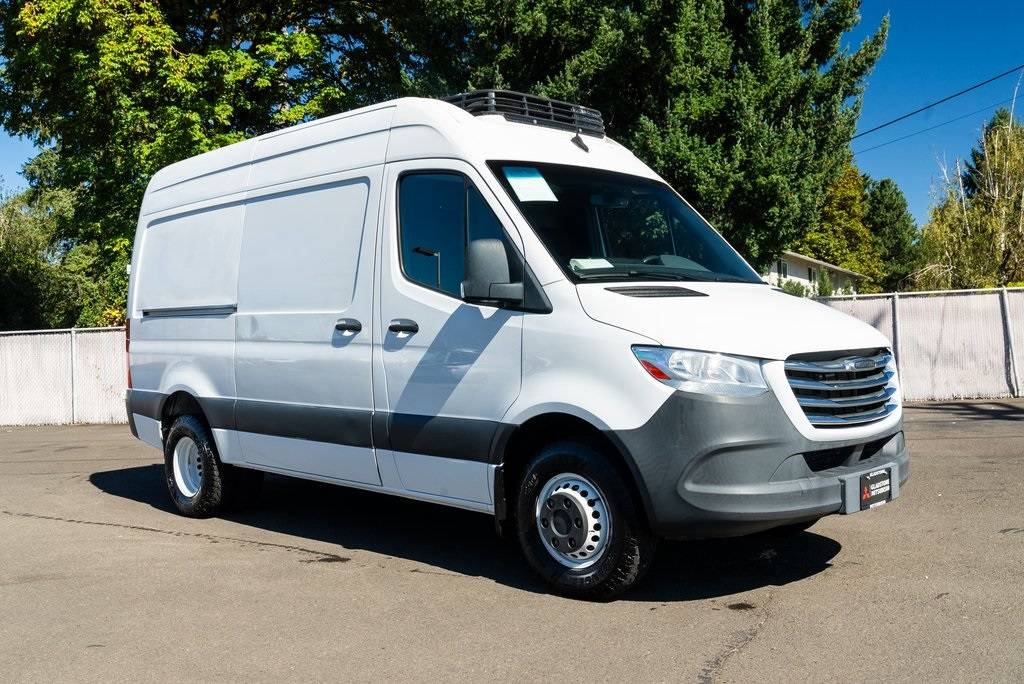 2019 Freightliner Sprinter Crew Van