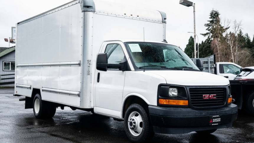 2017 GMC Savana Commercial Cutaway 3500 — Chassis Cab Truck — 94,829 mi — Milwaukie, OR