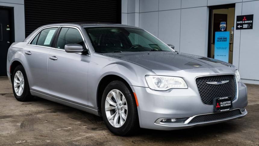 2016 Chrysler 300 Anniversary Edition — Sedan — 111,749 mi — Milwaukie, OR