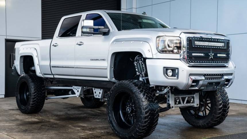 2015 GMC Sierra 2500HD Denali — Pickup Truck — 68,144 mi — Milwaukie, OR