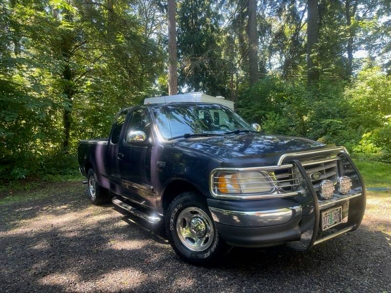2000 Ford F-150 XLT — Pickup Truck — 126,500 mi — Milwaukie, OR