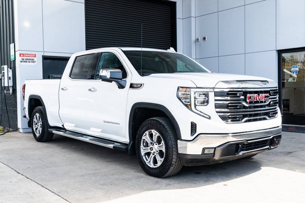 2023 GMC Sierra 1500 SLT — Pickup Truck — 21,742 mi — Milwaukie, OR