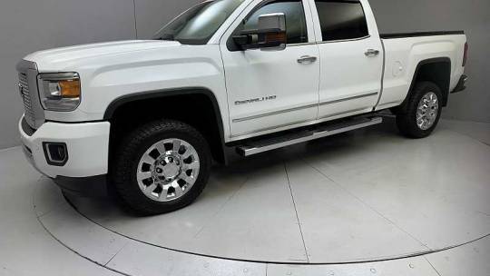 2015 GMC Sierra 3500HD Denali — Pickup Truck — 78,629 mi — Naugatuck, CT