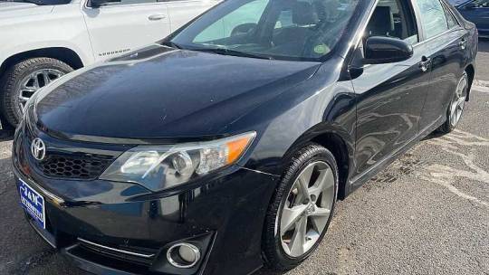2012 Toyota Camry SE V6 — Sedan — 78,864 mi — Naugatuck, CT