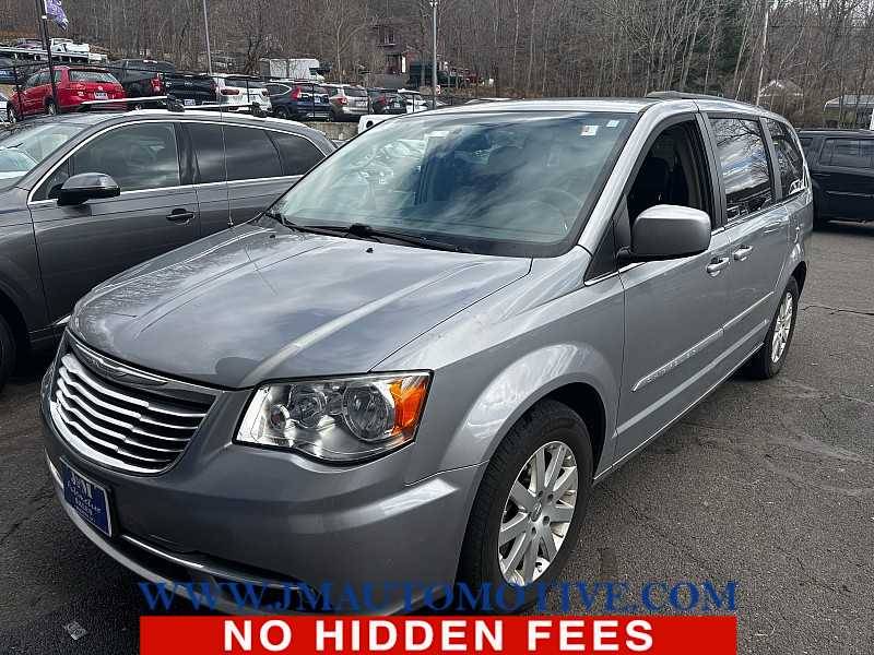 2014 Chrysler Town & Country Touring — Minivan — 72,480 mi — Naugatuck, CT