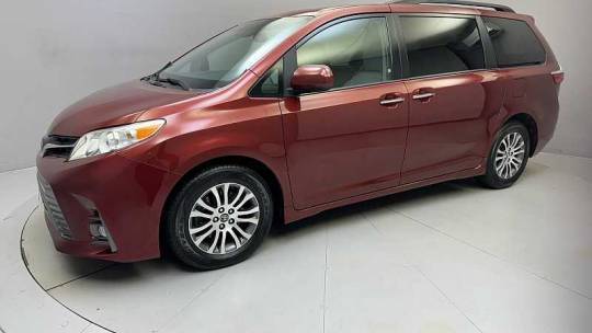 2018 Toyota Sienna XLE — Minivan — 76,319 mi — Naugatuck, CT