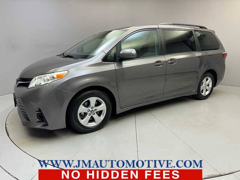 2018 Toyota Sienna LE — Minivan — 44,859 mi — Naugatuck, CT