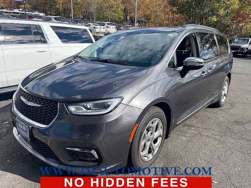 2023 Chrysler Pacifica Limited — Minivan — 70,065 mi — Naugatuck, CT