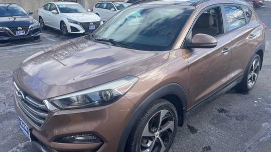 2016 Hyundai Tucson Limited — SUV — 77,335 mi — Naugatuck, CT