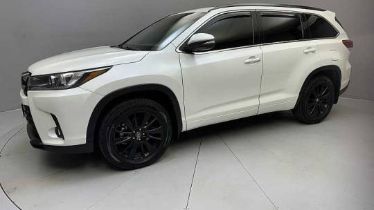 2018 Toyota Highlander SE V6 — SUV — 87,624 mi — Naugatuck, CT