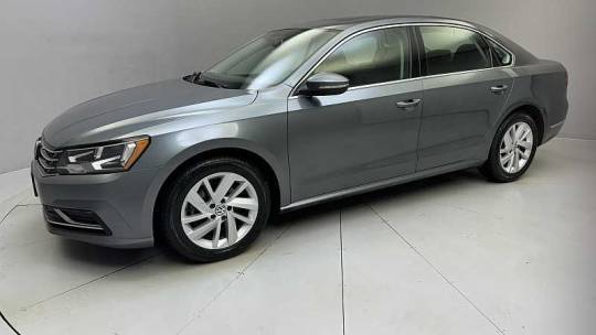 2018 Volkswagen Passat 2.0T SE — Sedan — 98,763 mi — Naugatuck, CT