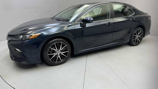 2021 Toyota Camry SE — Sedan — 65,833 mi — Naugatuck, CT