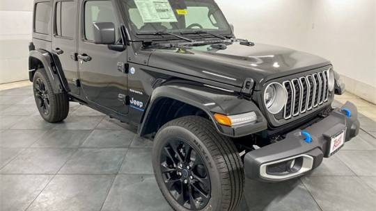 2024 Jeep Wrangler Sahara — SUV — 502 mi — Elmhurst, IL