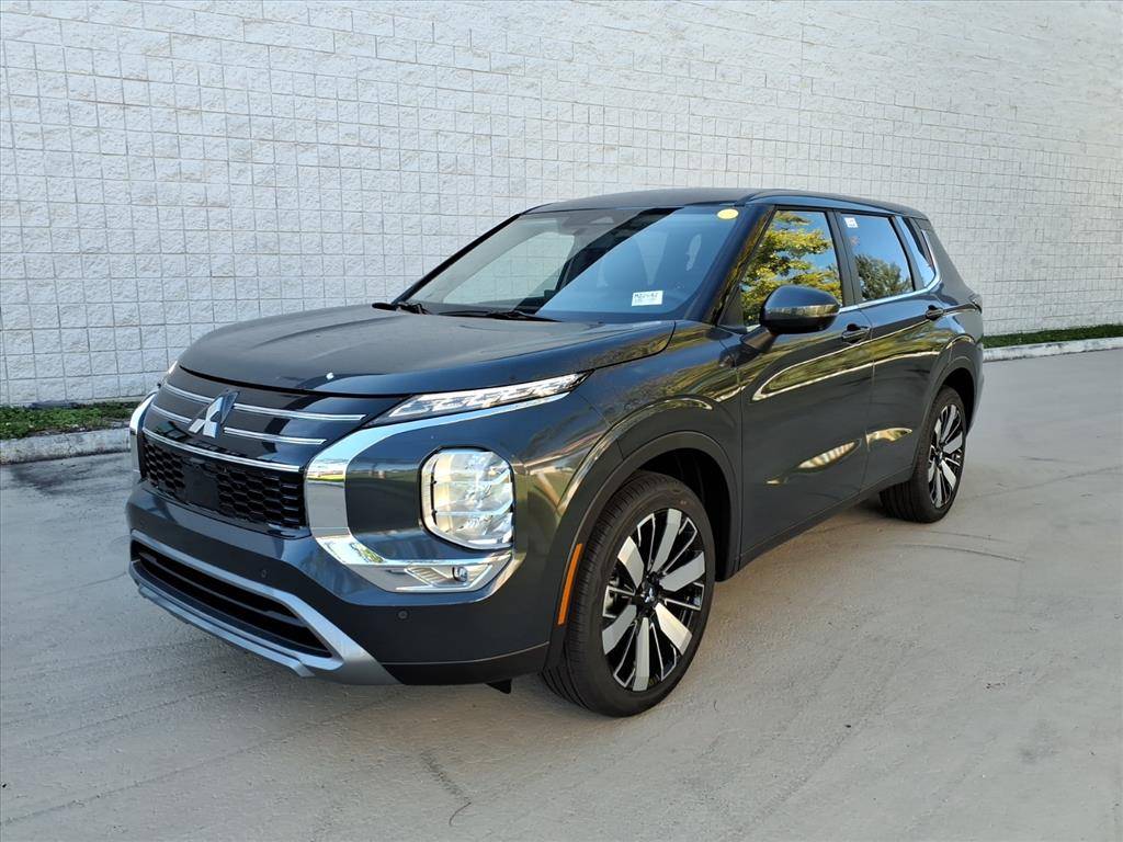 2026 Mitsubishi Outlander SE