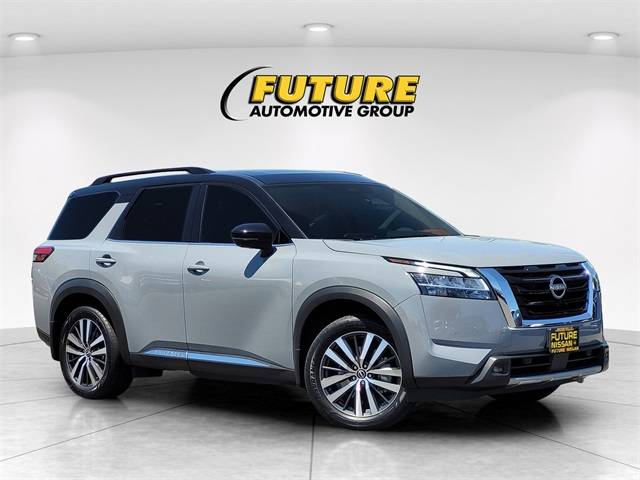 2022 Nissan Pathfinder Platinum — SUV — 20,681 mi — Roseville, CA