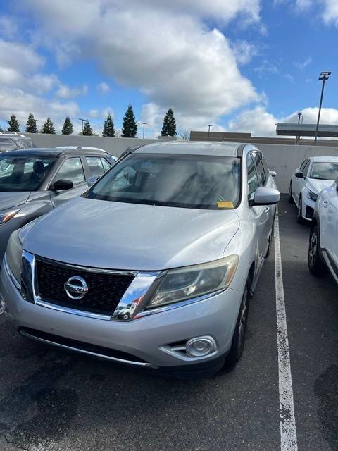2015 Nissan Pathfinder S — SUV — 122,421 mi — Roseville, CA