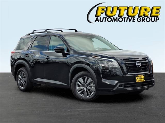 2023 Nissan Pathfinder SV — SUV — 14,805 mi — Roseville, CA