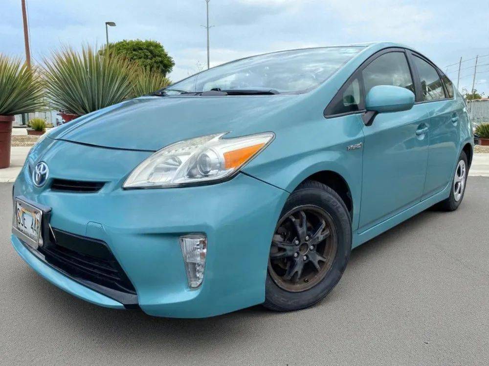 2014 Toyota Prius One — Sedan — 128,060 mi — Waipahu, HI