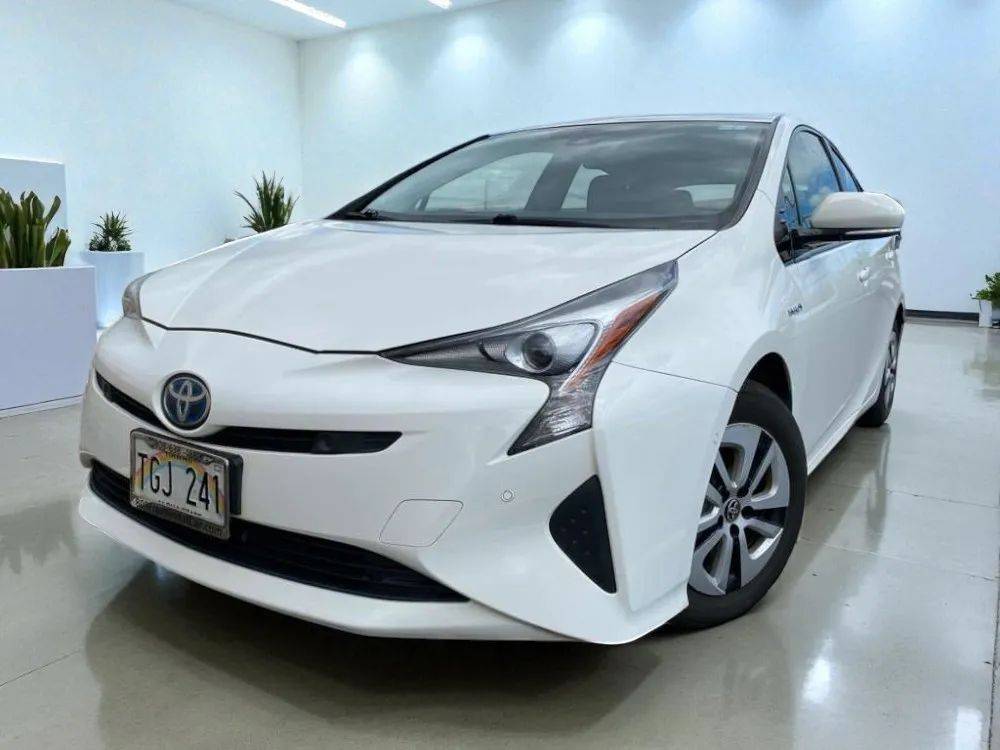 2018 Toyota Prius One — Hatchback — 77,652 mi — Waipahu, HI