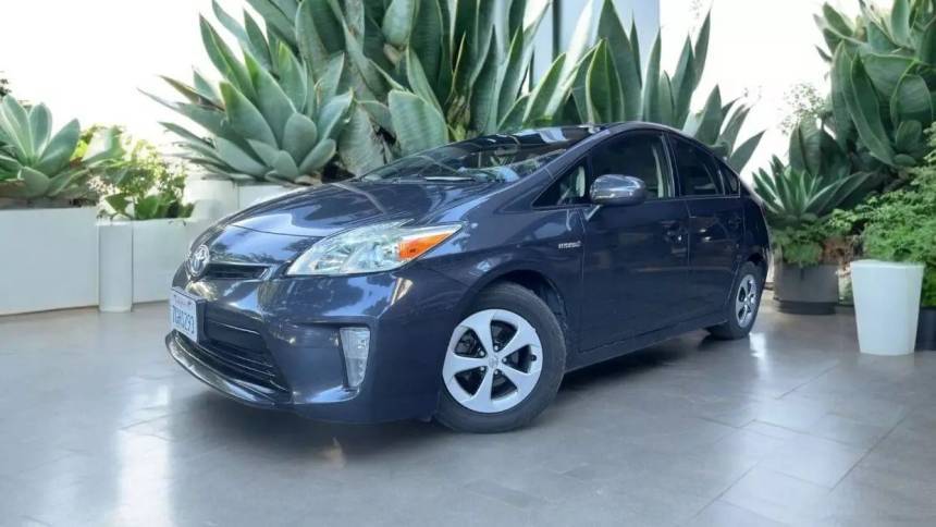 2014 Toyota Prius One — Sedan — 156,466 mi — Waipahu, HI