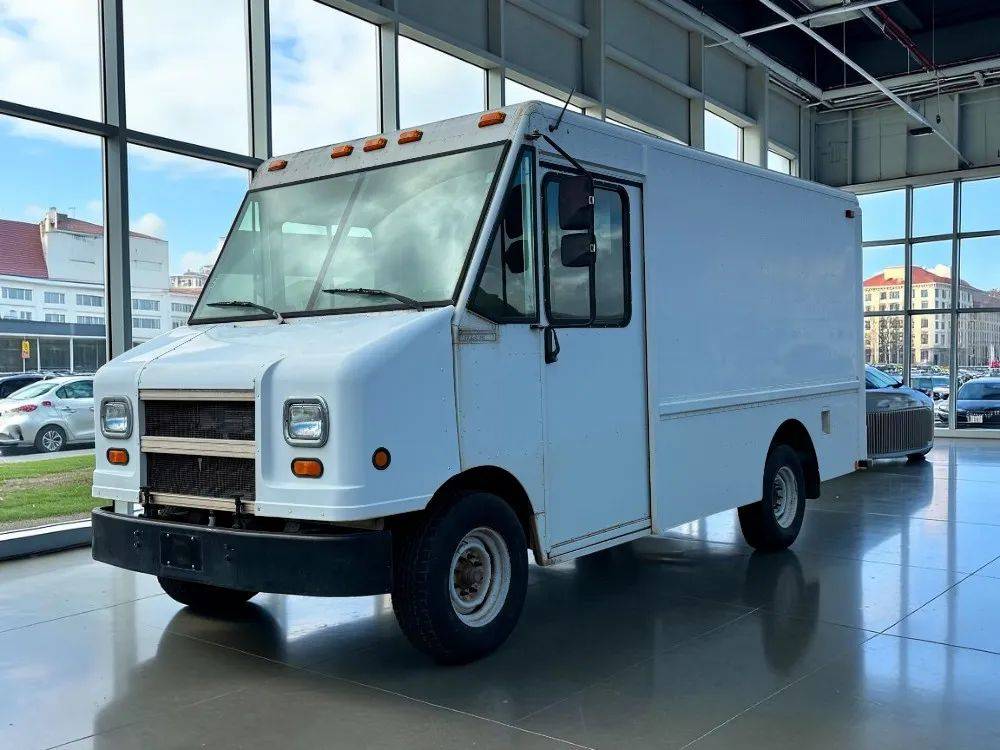 2006 Ford Econoline Commercial Chassis E-350