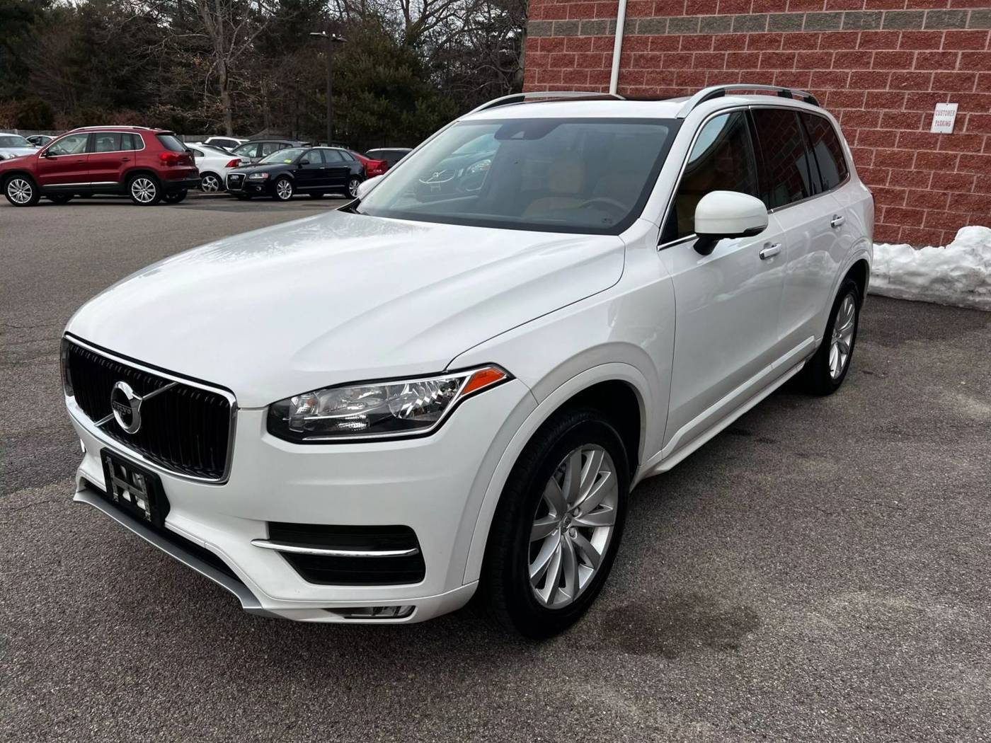 2016 Volvo XC90 T6 Momentum — SUV — 99,997 mi — Canton, MA