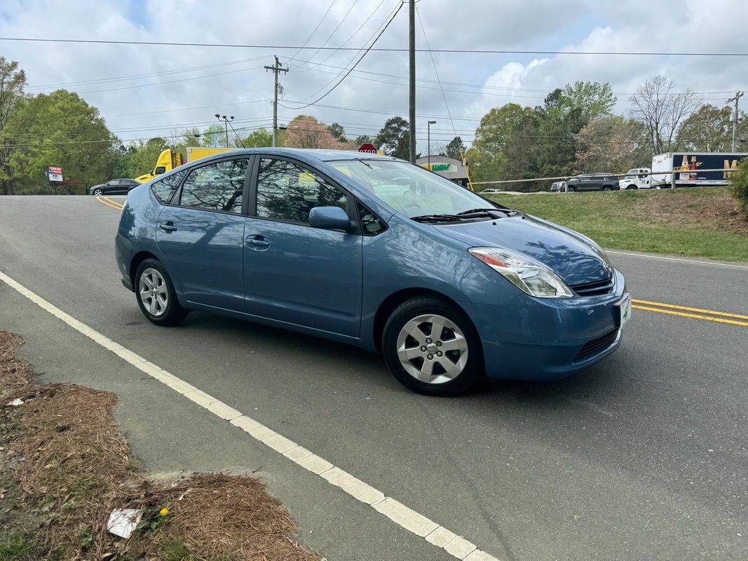 2005 Toyota Prius Base — Sedan — 73,616 mi — Durham, NC