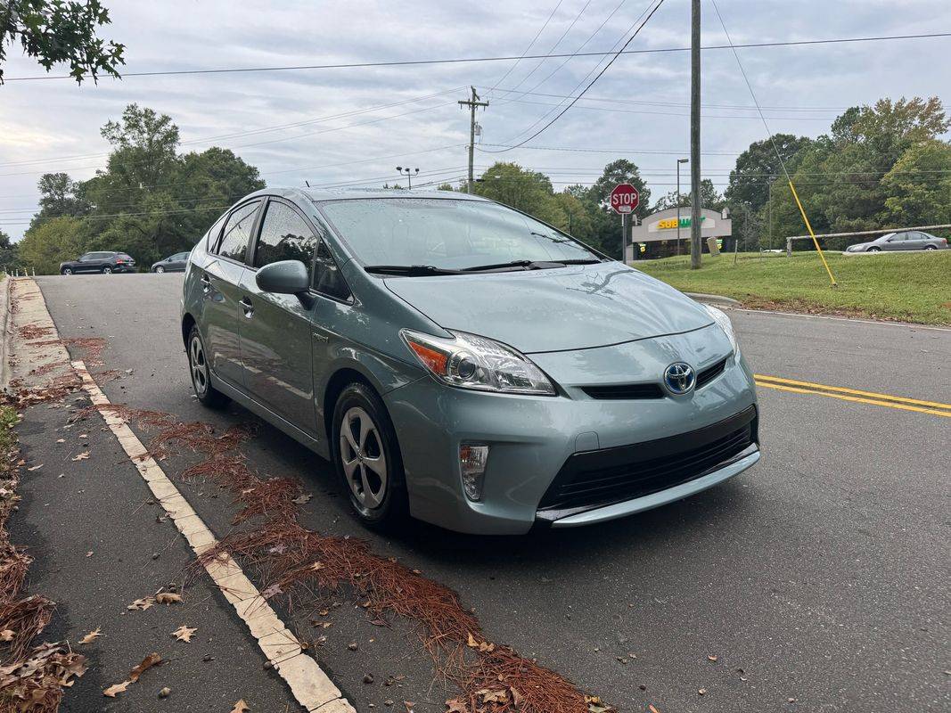 2014 Toyota Prius Four — Sedan — 36,688 mi — Durham, NC