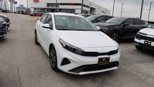 2023 Kia Forte LXS — Sedan — 33,916 mi — San Antonio, TX